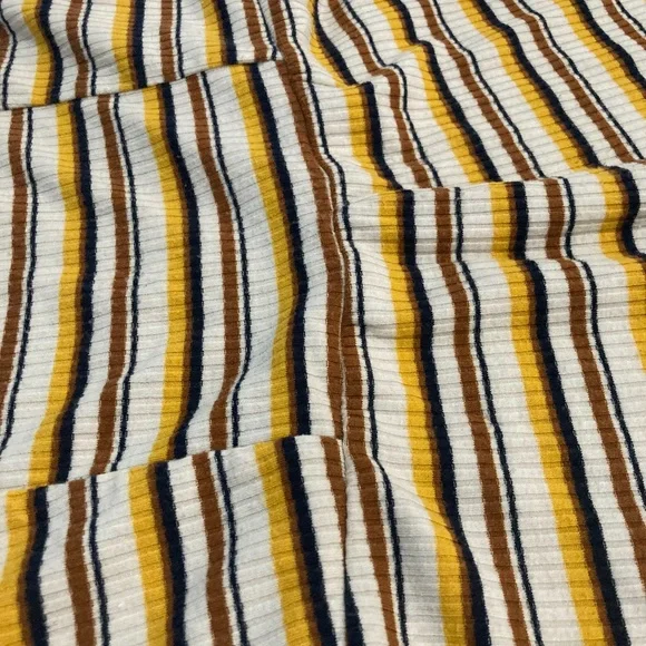 stripped jumpsuit - Picture 4 of 4